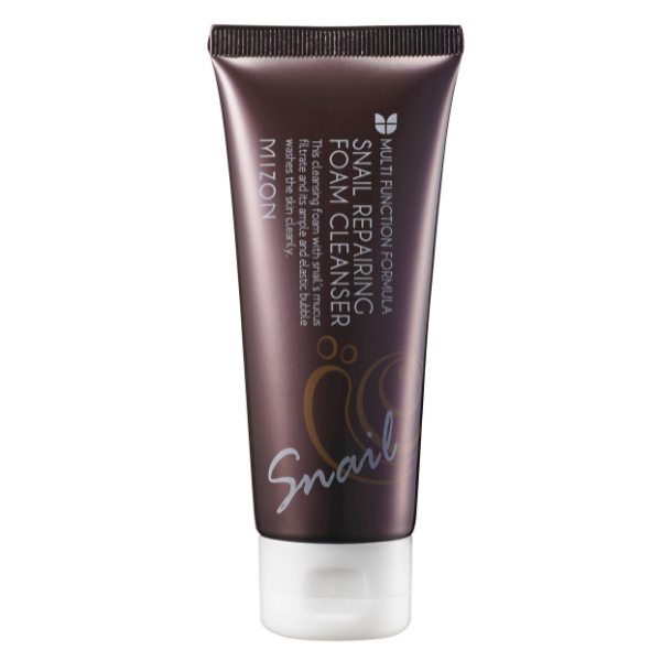 Snail Repairing Foam Cleanser de chez Mizon - Photo sur fond blanc