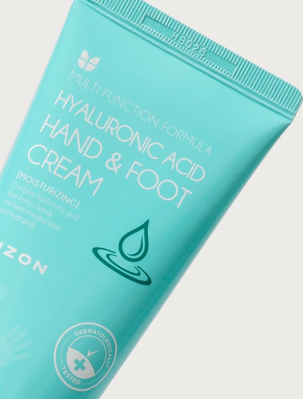 Hyaluronic Acid Hand & Foot Cream de chez Mizon - Photo illustration